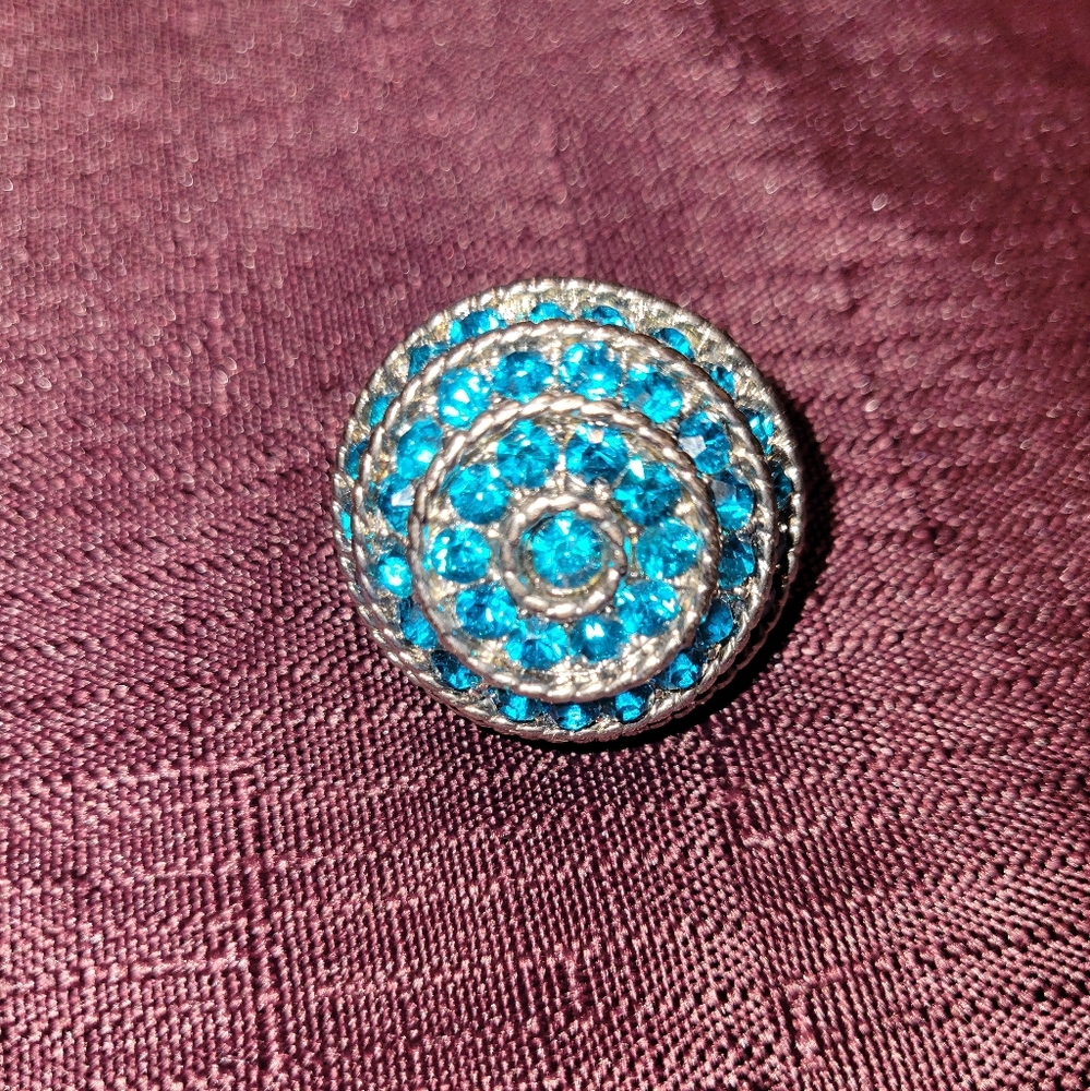 Turquoise rhinestone ring OS